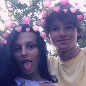 Meet your Posher, Chloe